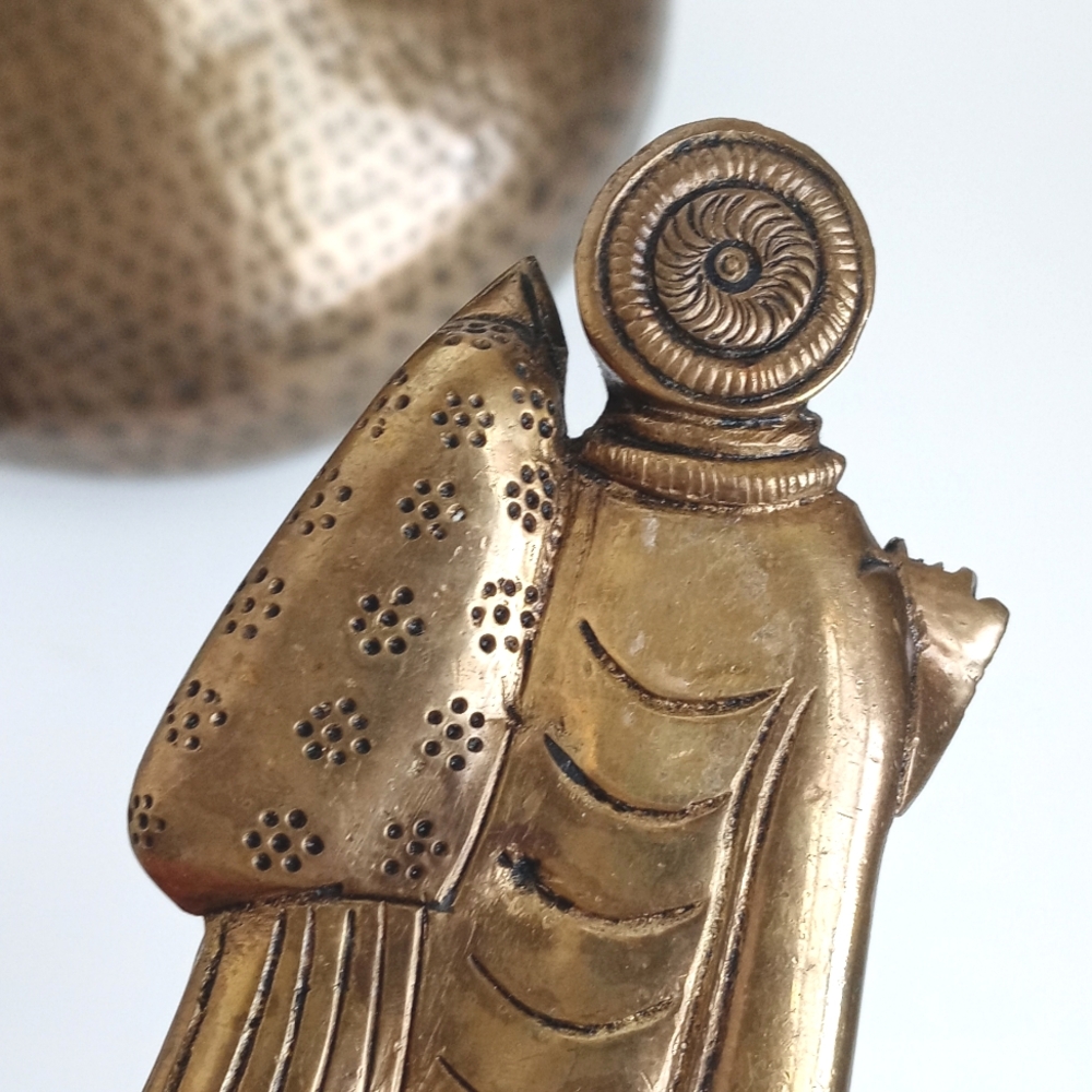 Solid Brass Antique / Vintage Figurine Sculpture from India 4 1/2” - Picture 4 of 13